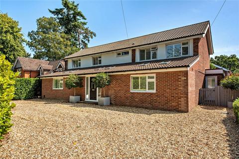 5 bedroom detached house for sale, Andover Road, Newbury, RG14