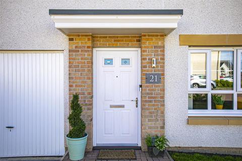 4 bedroom detached house for sale, 21 Mcbaith Way, Dunfermline