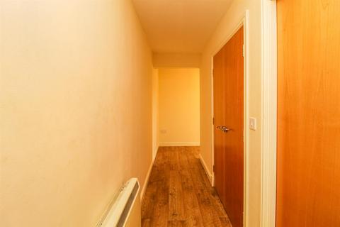 48 Constable Drive, Ossett, WF5 8DH