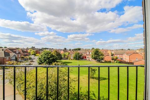 48 Constable Drive, Ossett, WF5 8DH