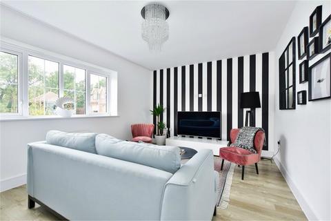 17 Colborne Close, Iver, SL0 0AF