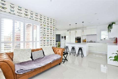 17 Colborne Close, Iver, SL0 0AF
