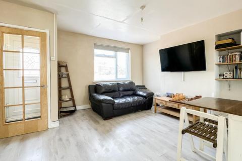 12 Broadbury Road, Bristol, BS4 1JR