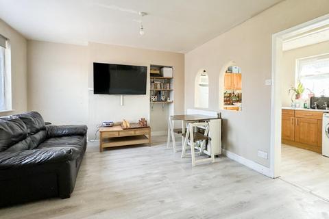 12 Broadbury Road, Bristol, BS4 1JR