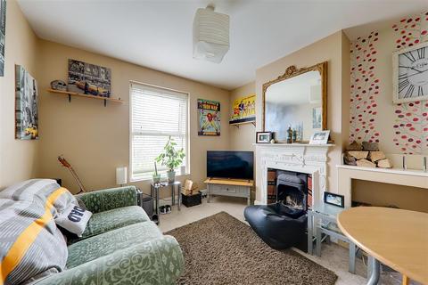 2 bedroom terraced house for sale, Sompting Road, Broadwater, Worthing, West Sussex