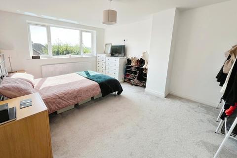 4 bedroom semi-detached house for sale, Barnsfold Road, Marple, Stockport, SK6