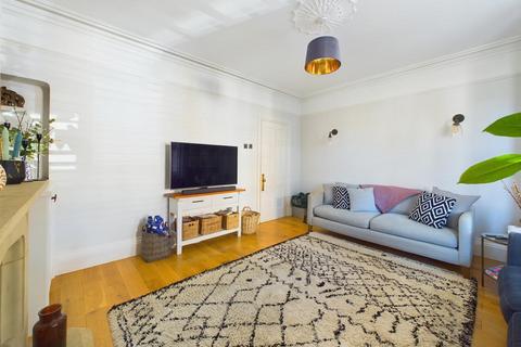 10 Honyatt Road, Gloucester, GL1 3EB