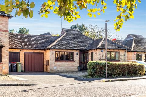 2 bedroom semi-detached bungalow for sale, Selby Grove, Shenley Church End, Milton Keynes