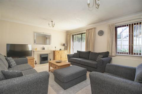 2 bedroom semi-detached bungalow for sale, Selby Grove, Shenley Church End, Milton Keynes