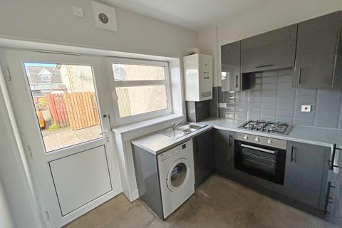 2 bedroom terraced house to rent, Ridge Court, Longridge, EH47