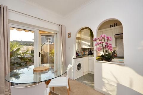 2 bedroom terraced house for sale, Sydney Road, Eastbourne