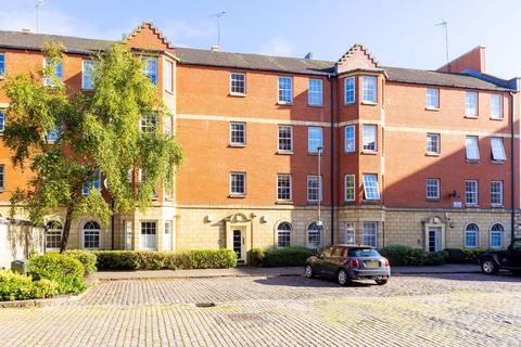 2 bedroom flat for sale, 4/5 Fox Street, Leith, Edinburgh, EH6 7HN