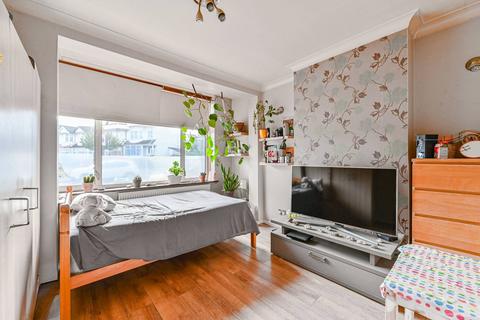 3 bedroom terraced house for sale, Woodmansterne Road, Streatham Vale, London, SW16