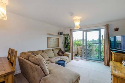 1 bedroom flat for sale, Belsize Road, South Hampstead, London, NW6