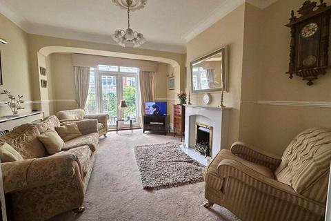 4 bedroom semi-detached house for sale, Teesdale Gardens, Heaton, Newcastle upon Tyne, NE7