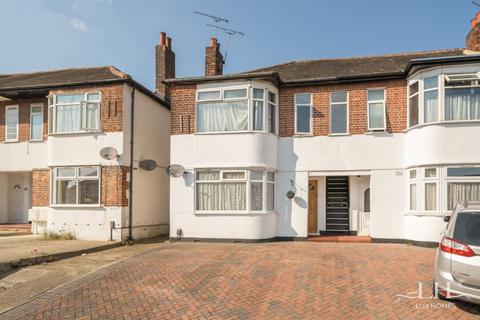 9 Squirrels Heath Lane, Romford, RM2 6DP