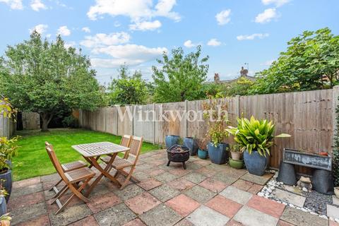 46 Willingdon Road, London, N22 6SD