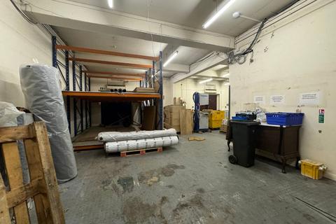 Industrial unit to rent, Walthamstow E17