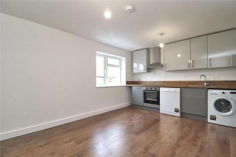 2 bedroom flat to rent, Monument Road, Woking GU21