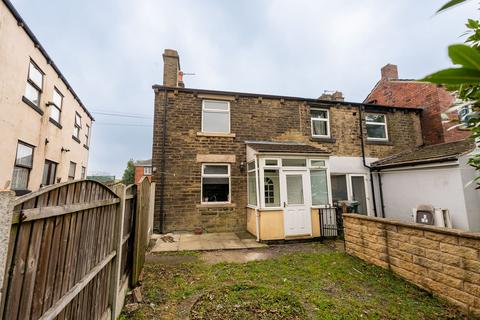 3 bedroom end of terrace house for sale, Staincliffe Road, Dewsbury, WF13