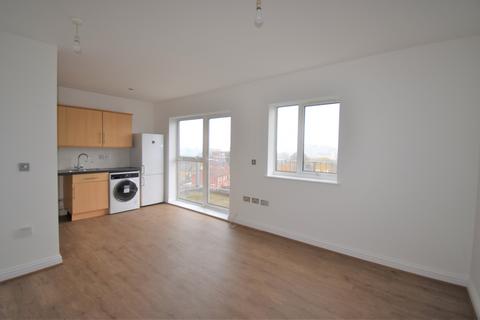 2 bedroom flat to rent, Frances Street London SE18