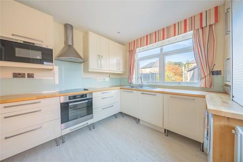 4 bedroom semi-detached house for sale, Chelwood Avenue, Leeds, West Yorkshire