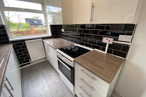 3 bedroom semi-detached house for sale, Nuthurst Road, Manchester M40