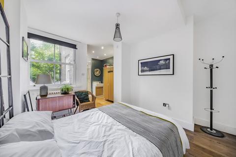 12a Annesley Road, London, SE3 0JX