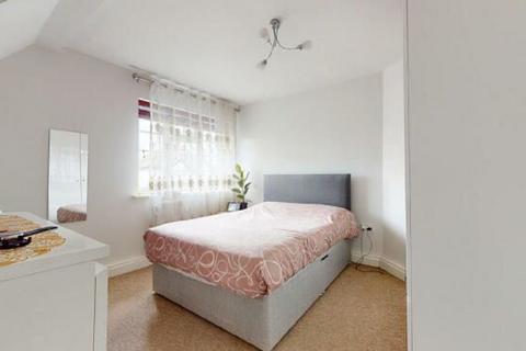 2 bedroom flat for sale, 26 Bacon Lane, Kingsbury, London, NW9 9AX