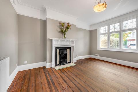 4 bedroom semi-detached house to rent, Deanhill Road, East Sheen, SW14