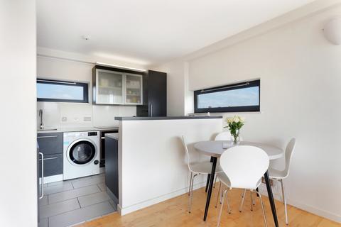 2 bedroom apartment for sale, Kilburn High Road, London, NW6