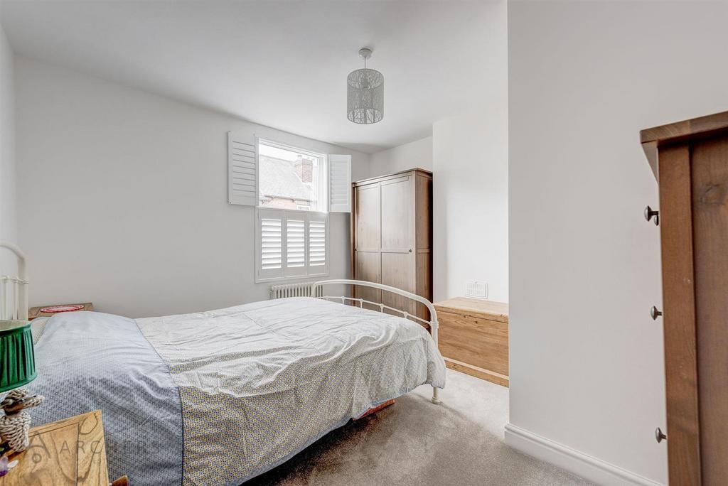 16 Loxley View Road(Interior)-17.jpg