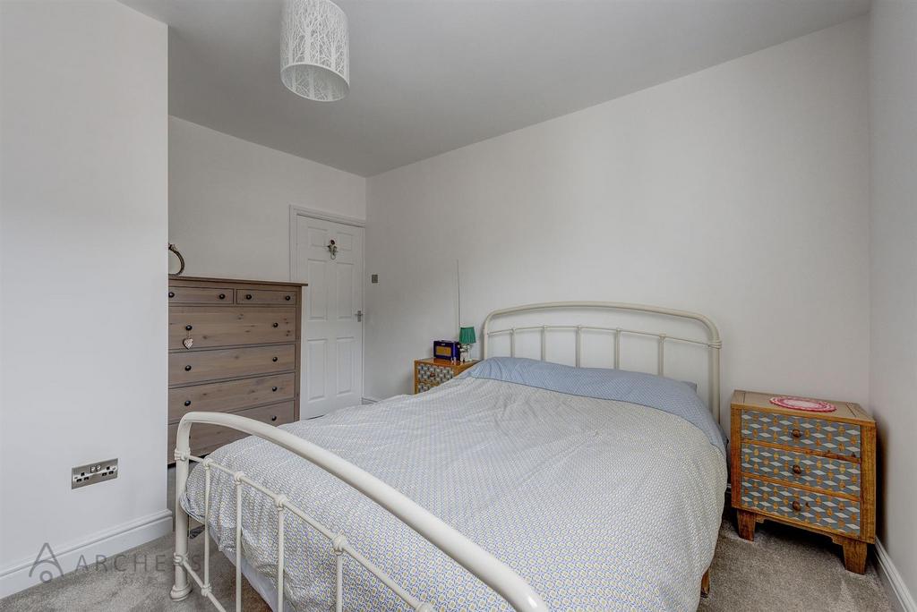 16 Loxley View Road(Interior)-18.jpg