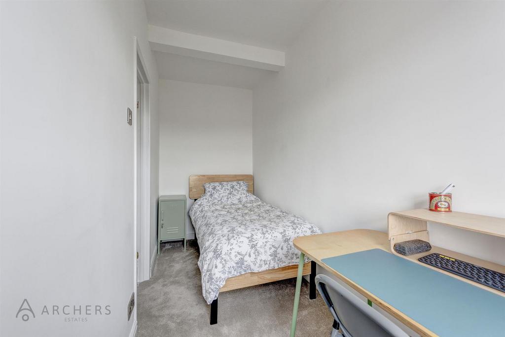 16 Loxley View Road(Interior)-29.jpg