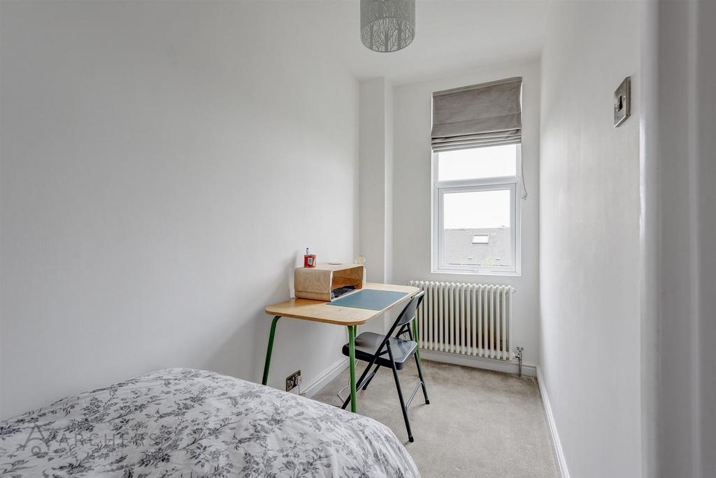 16 Loxley View Road(Interior)-27.jpg