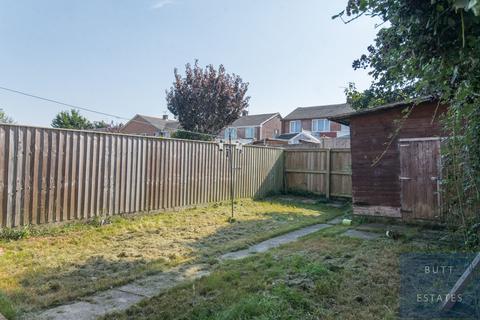 17 Briar Crescent, Exeter, EX2 6DX