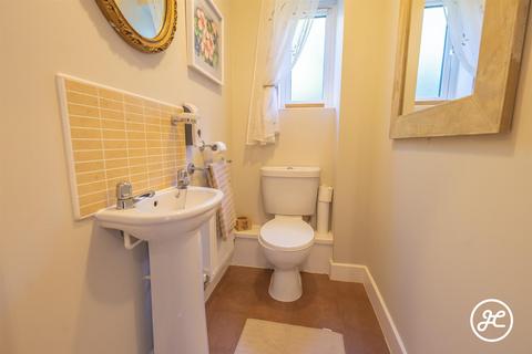 33 Bugle Way, North Petherton, Bridgwater, TA5 2FR