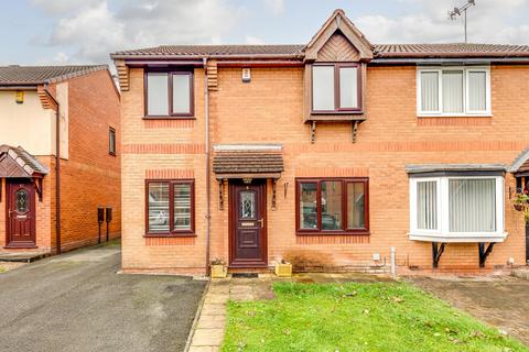 3 bedroom semi-detached house to rent, Pennell Drive, Wigan WN3