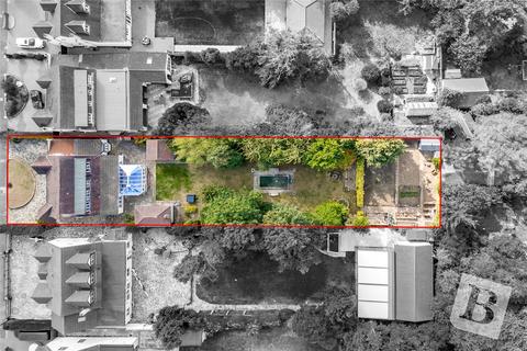undefined, Egerton Gardens, Ilford, IG3