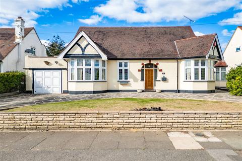 4 bedroom bungalow for sale, Egerton Gardens, Ilford, IG3