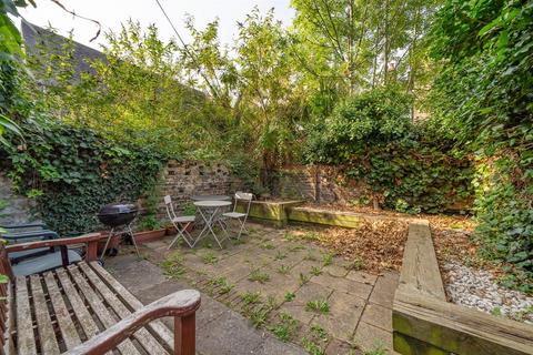 1 bedroom flat for sale, Corrance Road, London SW2