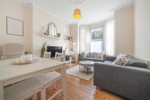 1 bedroom flat for sale, Corrance Road, London SW2