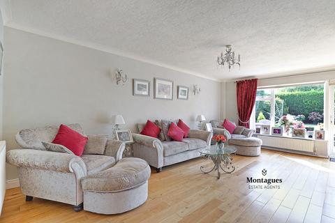 4 bedroom detached house for sale, The Orchards, Epping, CM16