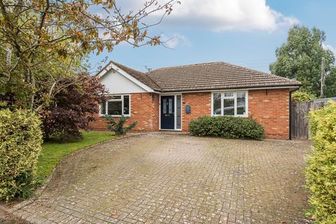 3 bedroom detached bungalow for sale, Hereford HR4