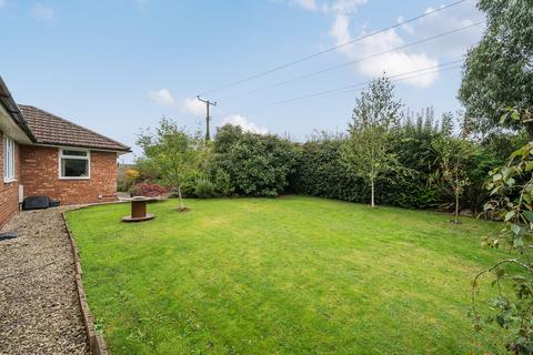 3 bedroom detached bungalow for sale, Hereford HR4