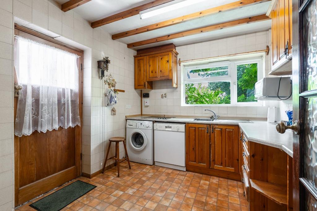 Kitchen-1.jpg