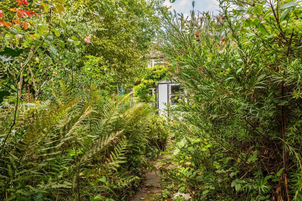 Garden-4.jpg