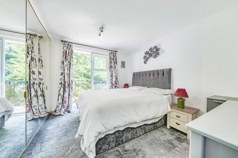 2 bedroom flat for sale, Brompton Park Crescent, Fulham