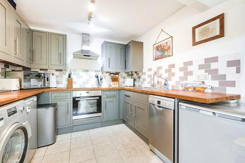 2 bedroom flat for sale, Brompton Park Crescent, Fulham