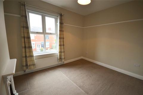 2 bedroom terraced house to rent, Whitehall Road, Manchester, Greater Manchester, M20